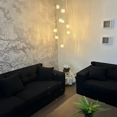 Adele D'edmondo Villa