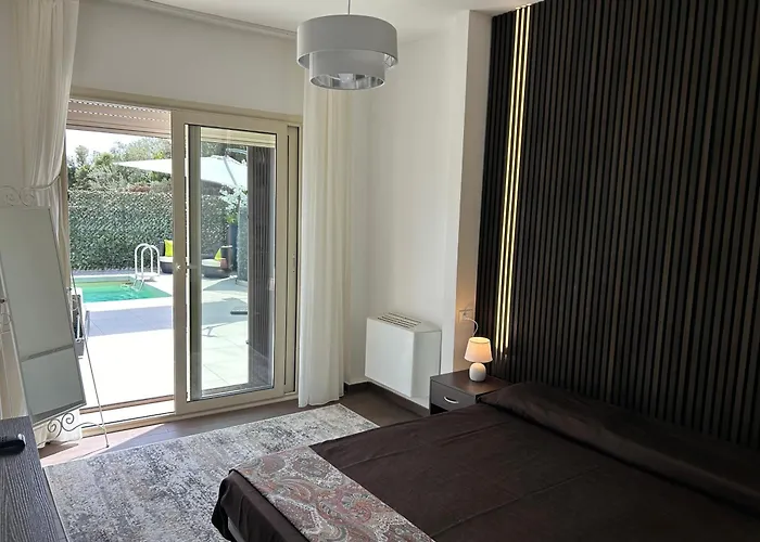 Adele D'edmondo 特雷卡斯塔尼